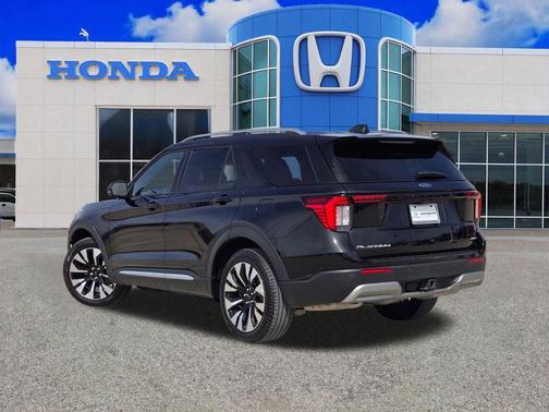 Black Metallic 2025 Ford Explorer Platinum