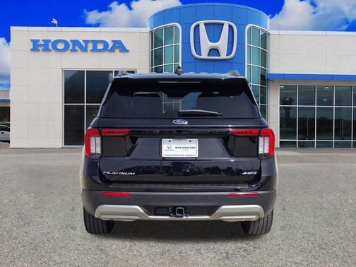 Black Metallic 2025 Ford Explorer Platinum