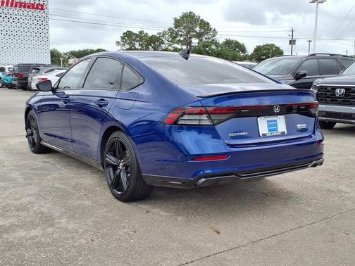 Still Night Pearl 2024 Honda Accord Hybrid Sport-L