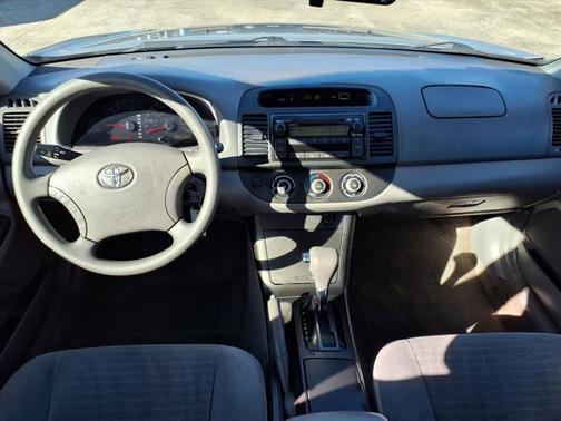 2005 Toyota Camry Standard