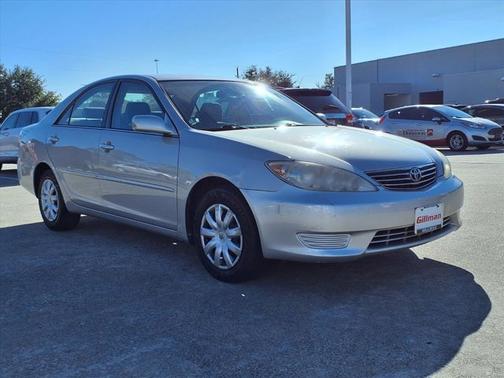 2005 Toyota Camry Standard