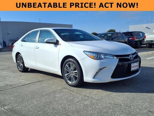 2017 Toyota Camry SE
