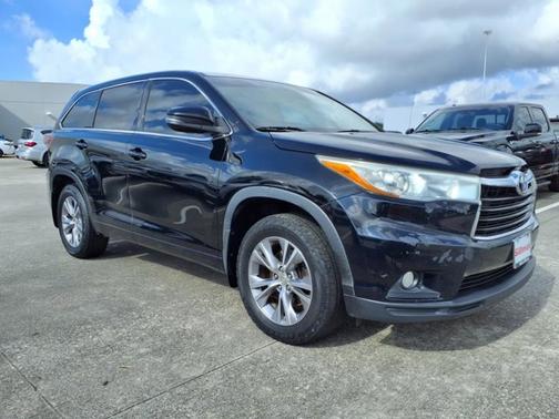 2015 Toyota Highlander LE Plus V6