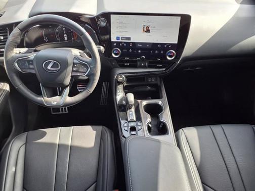 2024 Lexus NX 350 F SPORT Handling