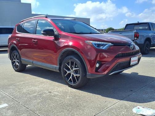 2018 Toyota RAV4 SE