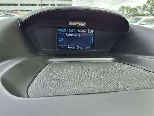 White 2014 Ford Escape SE