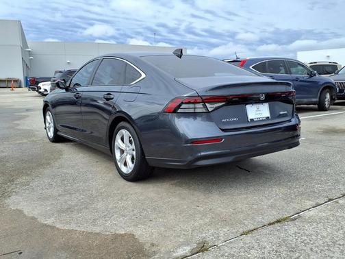 Meteorite Gray Metallic 2024 Honda Accord LX