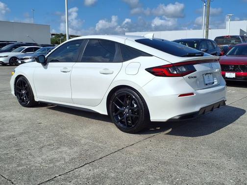 Platinum White Pearl 2026 Honda Civic Sport