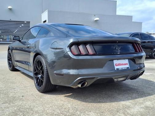2016 Ford Mustang V6