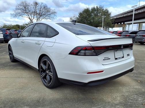 Platinum White Pearl 2026 Honda Accord Hybrid Sport