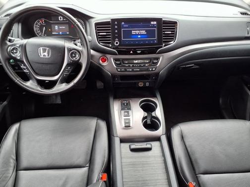Crystal Black Pearl 2023 Honda Ridgeline RTL