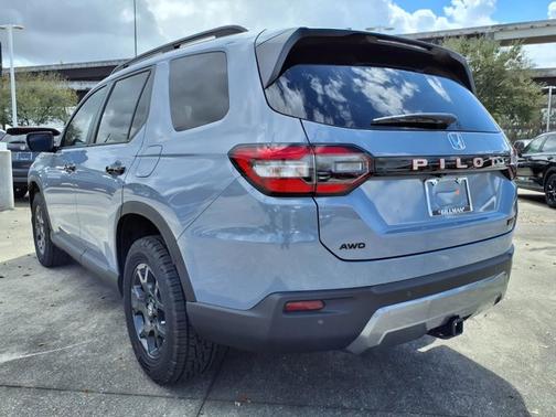 2026 Honda Pilot TrailSport