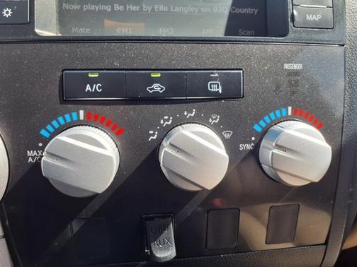 Super White 2013 Toyota Tundra Grade
