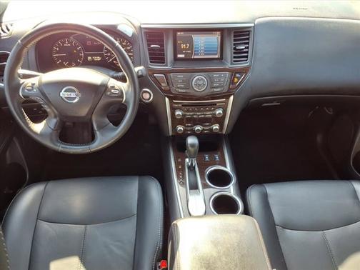 2014 Nissan Pathfinder SL