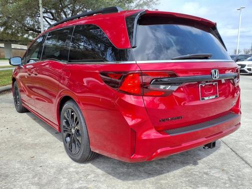 Radiant Red Metallic II 2026 Honda Odyssey Sport-L