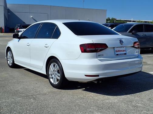 Pure White 2018 Volkswagen Jetta 1.4T S