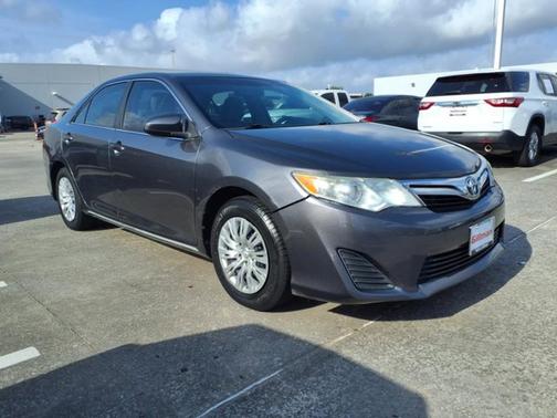2014 Toyota Camry LE