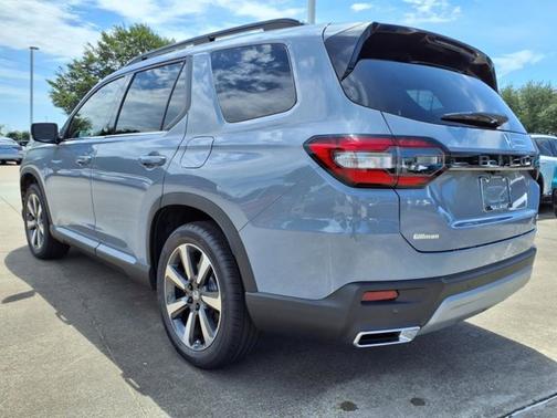 2025 Honda Pilot TRG 2WD 8P