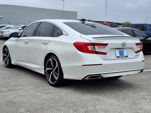 Platinum White Pearl 2022 Honda Accord Sport