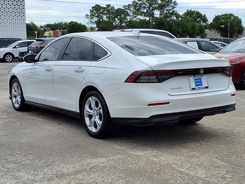 Platinum White Pearl 2024 Honda Accord LX
