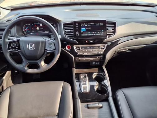 2022 Honda Pilot Touring 7-Passenger