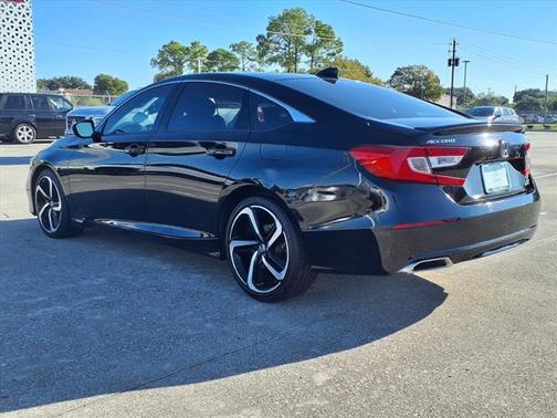 2022 Honda Accord Sport SE