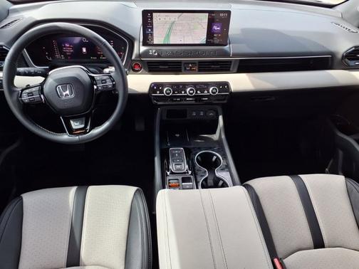 Platinum White Pearl 2026 Honda Passport TrailSport Elite