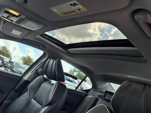 2020 Acura TLX Tech
