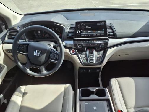 2025 Honda Odyssey Touring