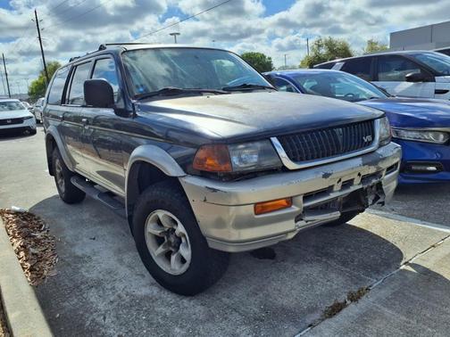 1998 Mitsubishi Montero Sport LS