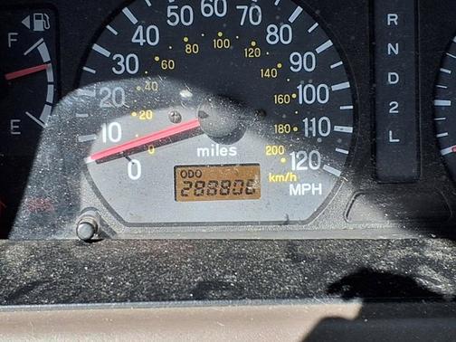 1998 Mitsubishi Montero Sport LS