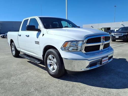 2017 RAM 1500 SLT