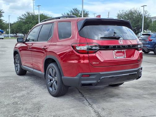 Radiant Red Metallic II 2026 Honda Pilot Sport