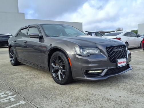 Granite Crystal Metallic Clearcoat 2023 Chrysler 300 Touring L