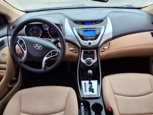 2011 Hyundai ELANTRA GLS