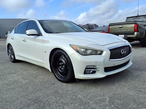 2014 INFINITI Q50 Premium