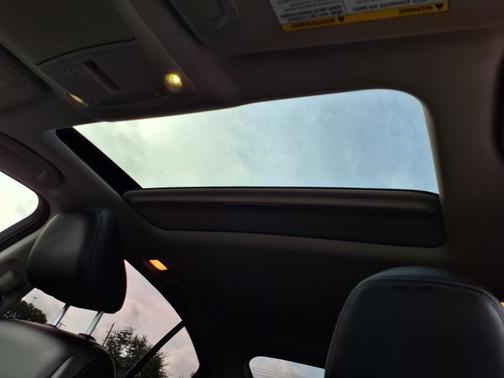 2014 INFINITI Q50 Premium