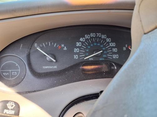 Sterling Silver Metallic 2003 Buick Century Custom