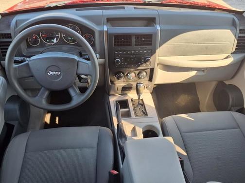 2008 Jeep Liberty Sport