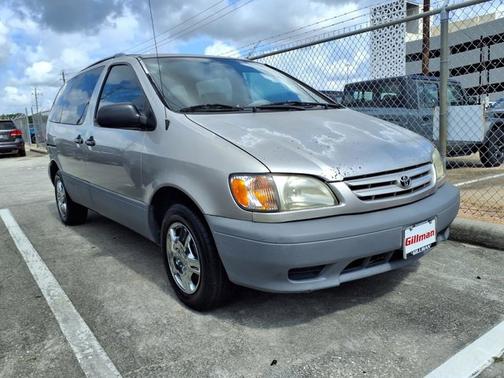 Silver Shadow Pearl 2001 Toyota Sienna CE