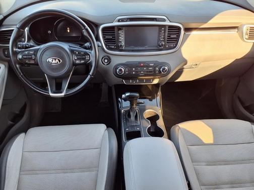 2016 Kia Sorento SX