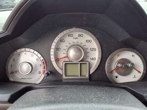 Silver 2010 Honda Pilot EX-L