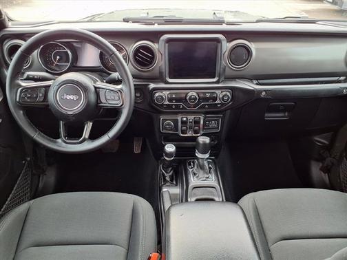 2022 Jeep Gladiator Willys