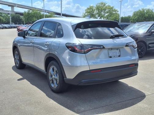 2026 Honda HR-V LX