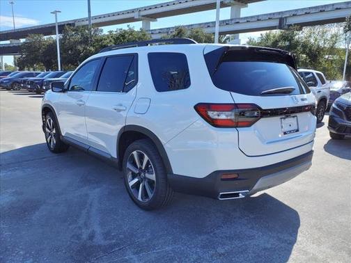 2025 Honda Pilot TRG 2WD 8P