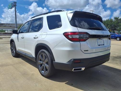 2025 Honda Pilot Sport