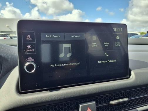 Platinum White Pearl 2026 Honda HR-V LX