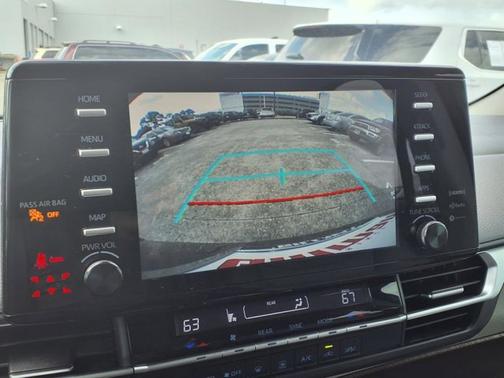 2021 Toyota Sienna LE 8 Passenger
