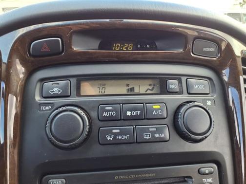 2001 Toyota Highlander Base