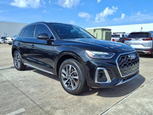 2024 Audi Q5 S line Premium